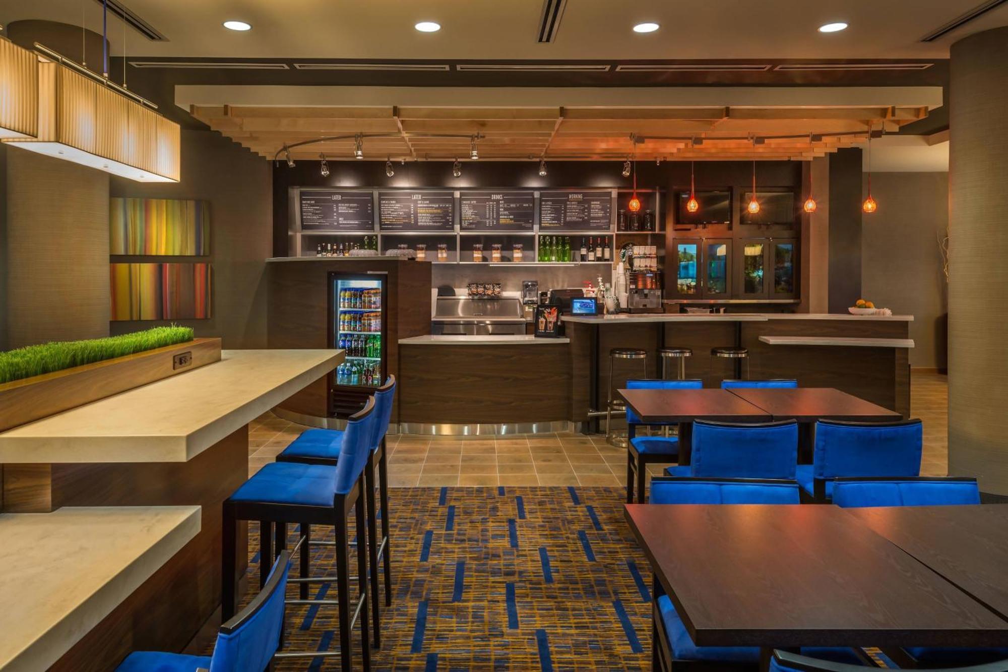 Courtyard By Marriott Downtown/riverfront Reno