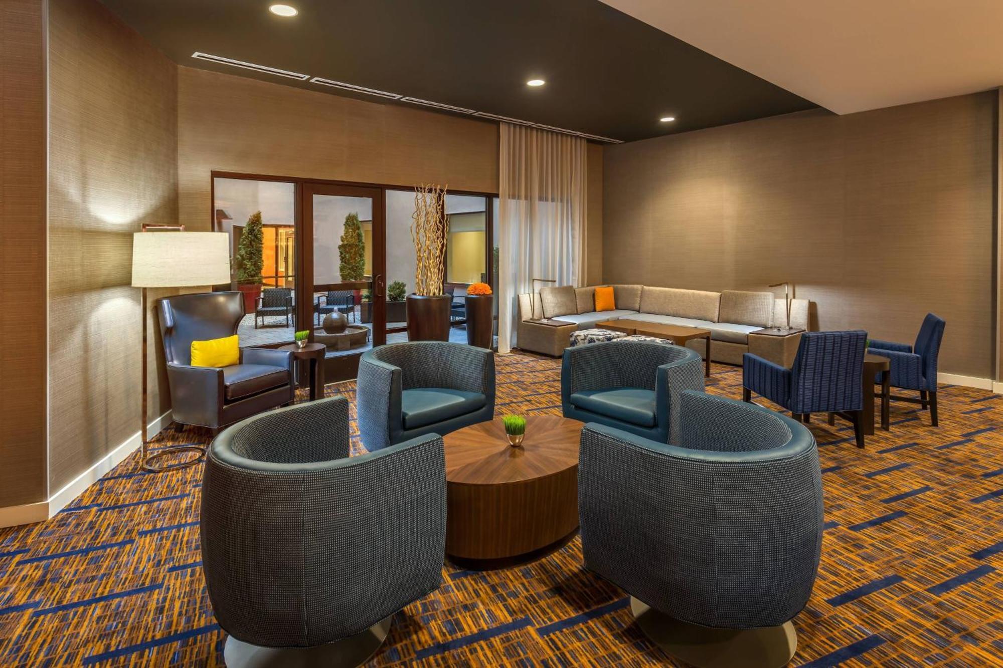 Courtyard By Marriott Downtown/riverfront 3* Reno
