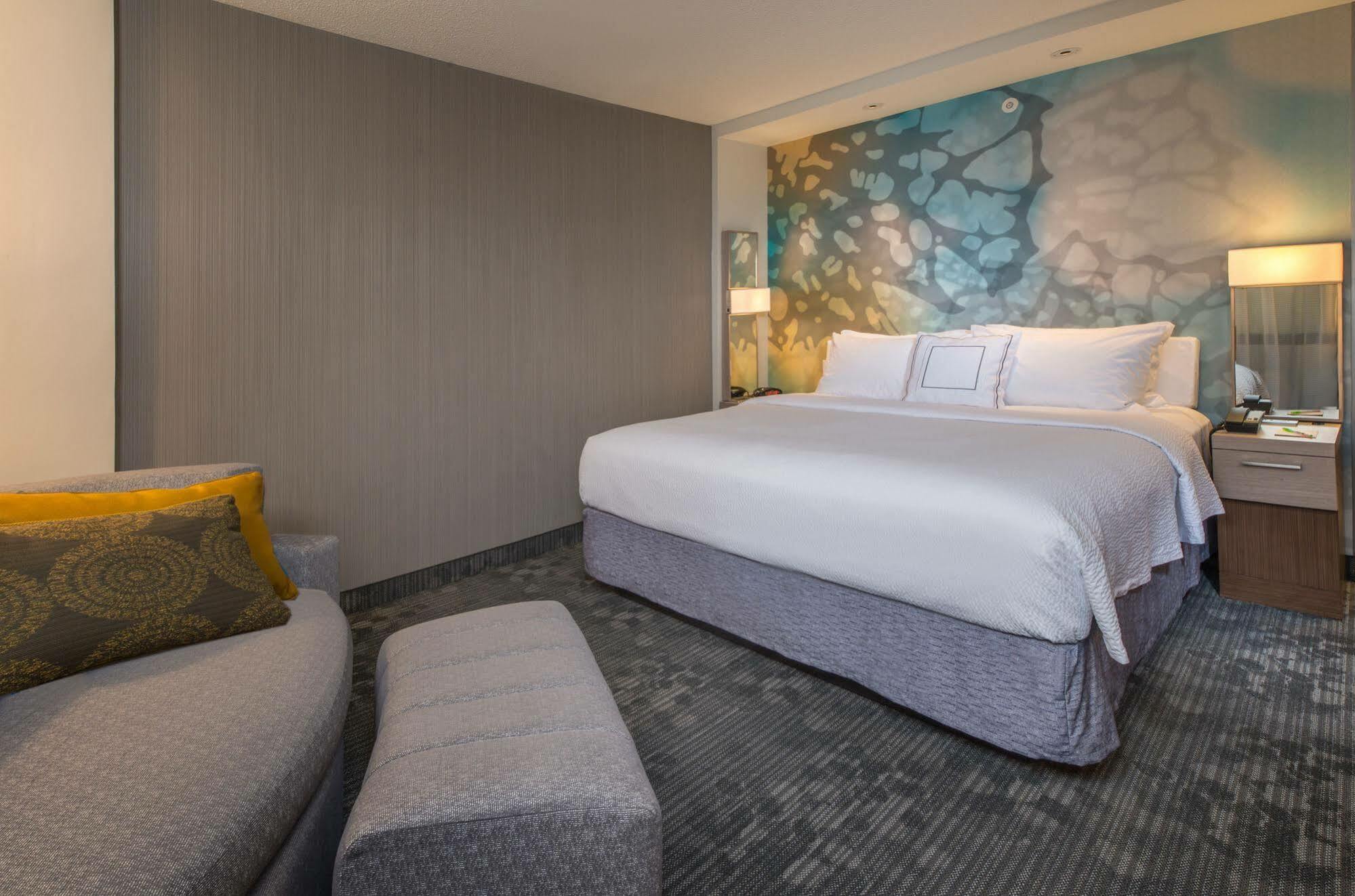 Hotel Courtyard By Marriott Downtown/riverfront